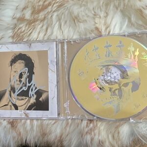 AUTOGRAPHED Jelly Roll Beautifully Broken CD